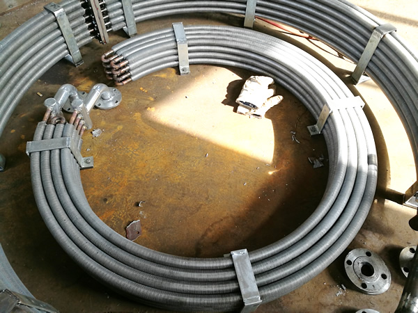 春陽(yáng) - 坦水電站油冷卻器-上導(dǎo)、下導(dǎo)