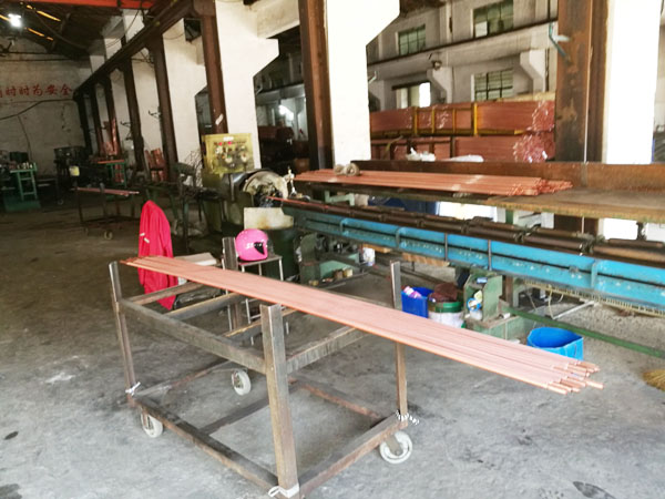 銅管翅片加工、調(diào)直設(shè)備